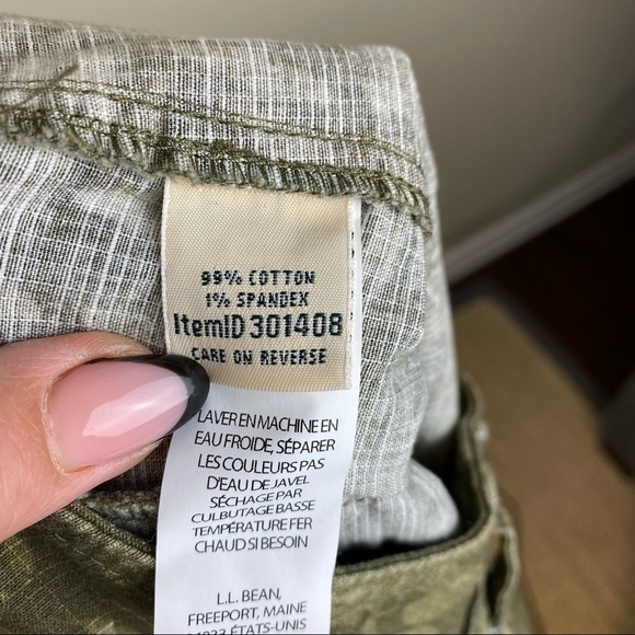 L.L Bean leaf print favorite fit skirt size 4 - Picture 5 of 5